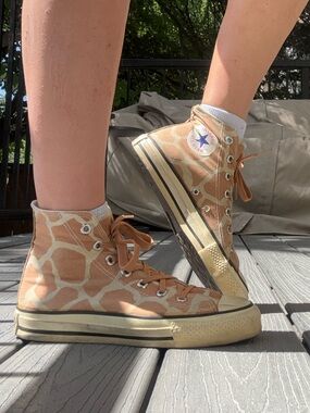 Giraffe Print High-Top Converse